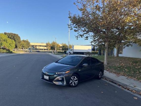 TOYOTA PRIUS PRIME 2017 JTDKARFP6H3064391 image